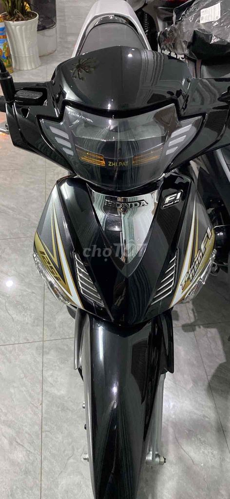 cần bán chiêc xe như hình. Mua bán Xe máy tại Thành phố Sóc Trăng Sóc Trăng được đăng bởi Vinh Luu hình 1