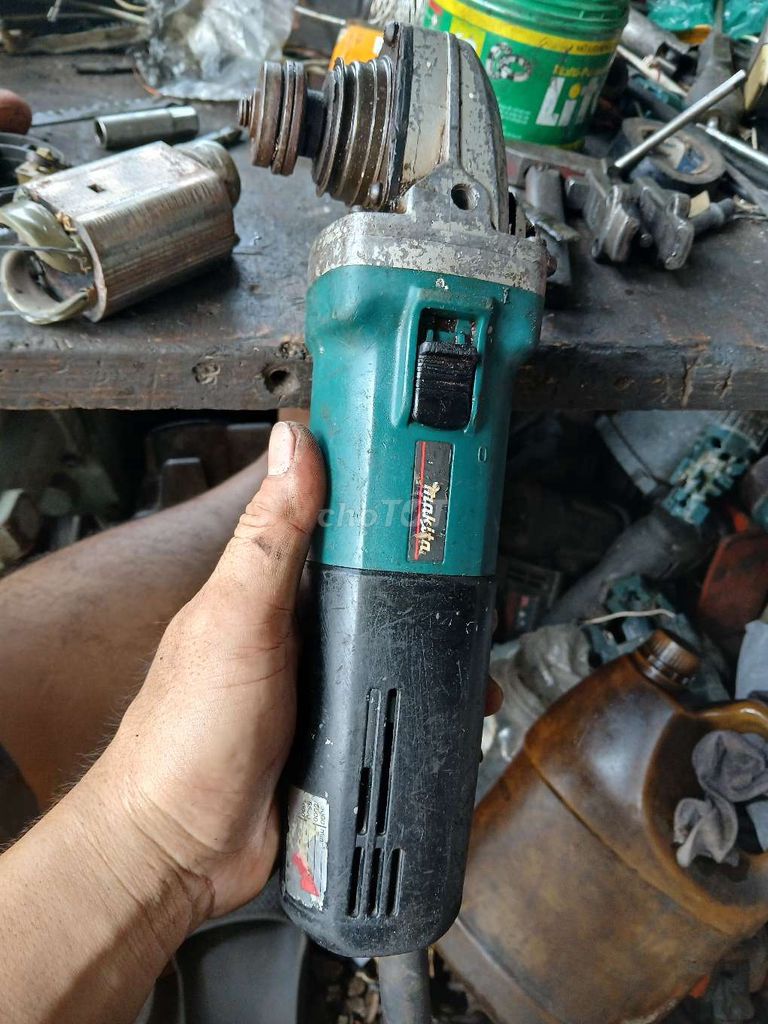 Máy mài đieu tốc makita 100mm