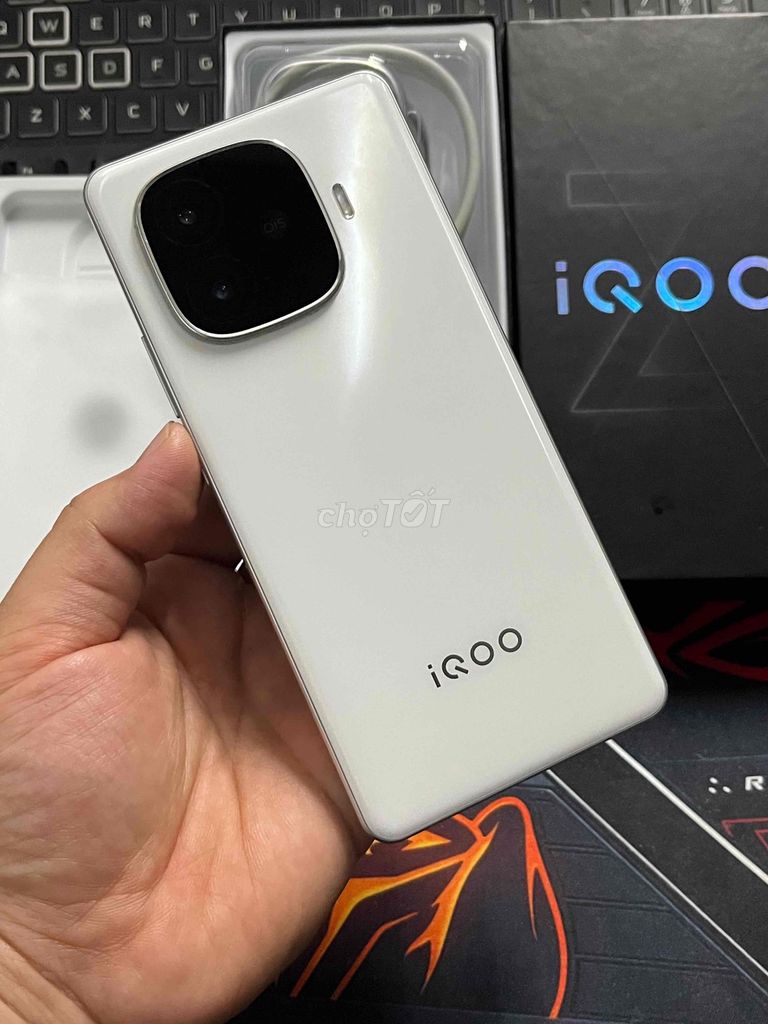 Vivo Z9 turbo 5G 12/256 Fullbox đẹp 99%. Mua bán Điện thoại tại Thành phố Nam Định Nam Định được đăng bởi Trí Dũng Store hình 1