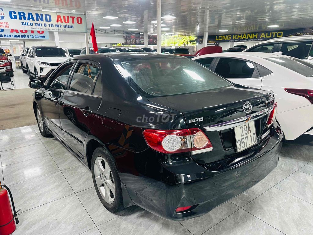 Тойота Альтис 2.0V 2011 черная автоматическая