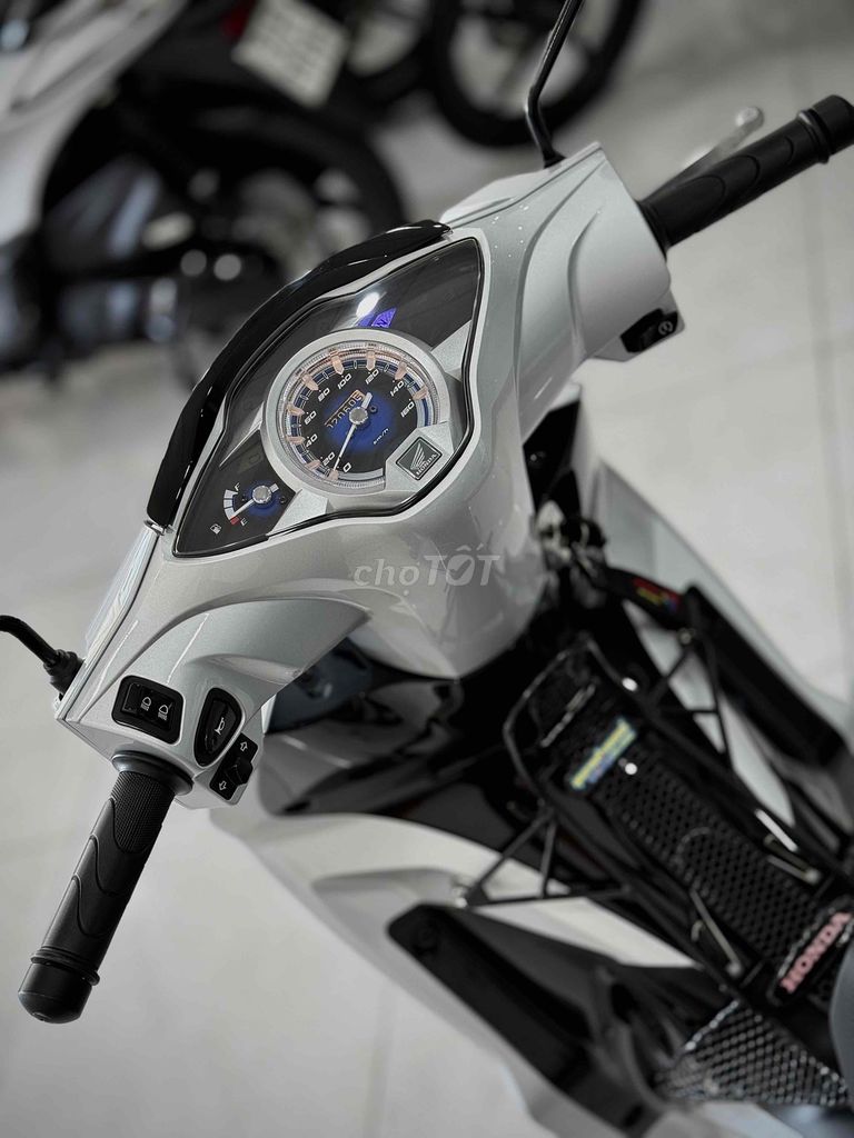 Future125 2024 Odo2k Lướt ( Hỗ trợ Trả GÓP ) 🔥🔥. Mua bán Xe máy tại Thị xã Phú Mỹ Bà Rịa - Vũng Tàu được đăng bởi Cửa Hàng Xe Máy Phú Mỹ hình 7