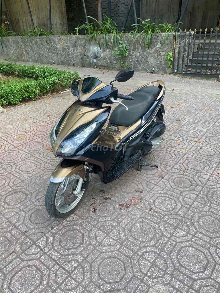 Honda Ab Fi(2015)bst49,có cccd chủ xe,zin êm ru