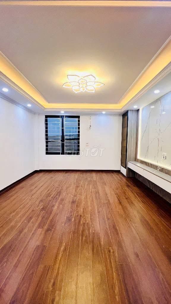 Продается дом площадью 54 м², 5-этажная автомобильная дорожка в Тханьчри ~ 6 миллиардов