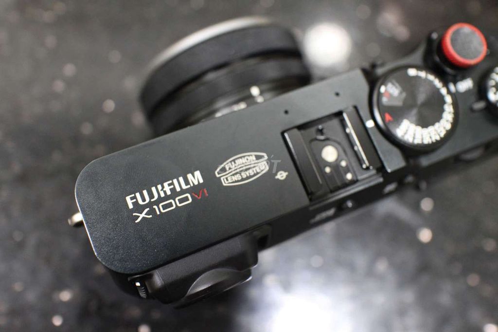 Máy ảnh Fujifilm X100VI Đen. Mua bán Máy ảnh, Máy quay tại Thành phố Nha Trang Khánh Hòa được đăng bởi Vũ Lê Quang hình 1