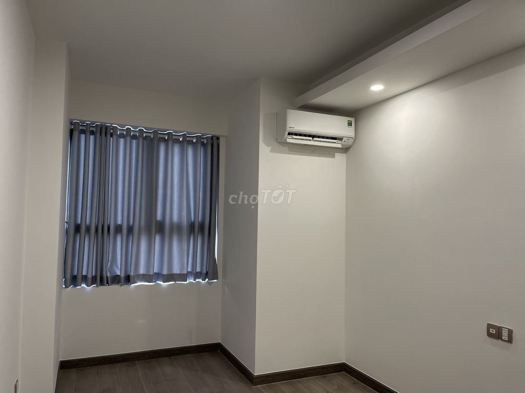 Q7 BOULEVARD 2PN 70M2, RÈM, MÁY LẠNH GIÁ 10TR