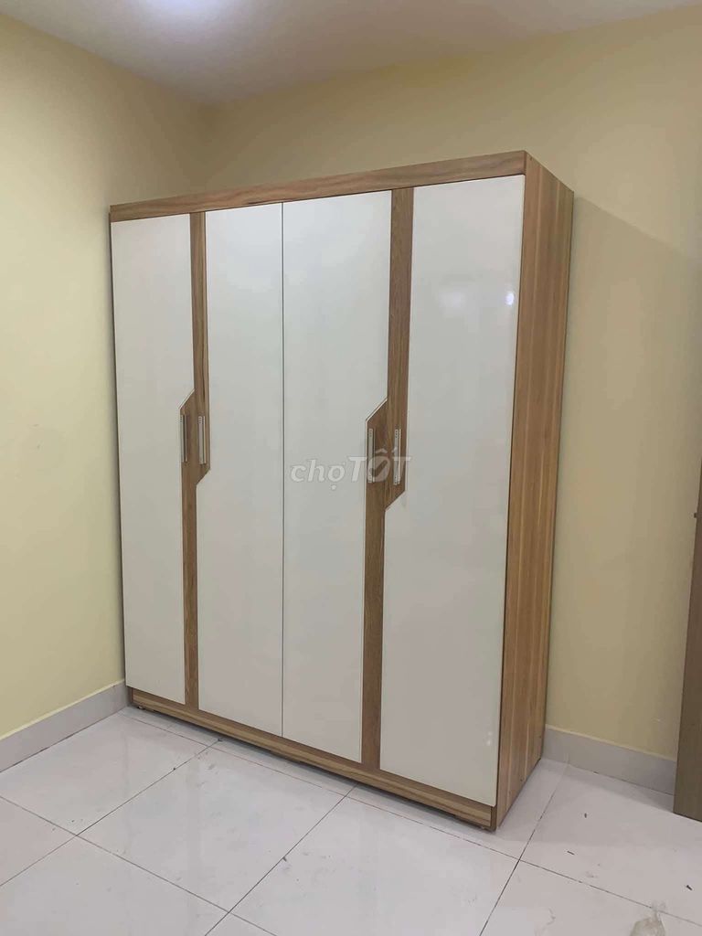Tủ quần áo 4 cánh 1m6x2m. Mua bán Tủ, kệ gia đình tại Quận Kiến An Hải Phòng được đăng bởi Thu Trang Trần hình 1