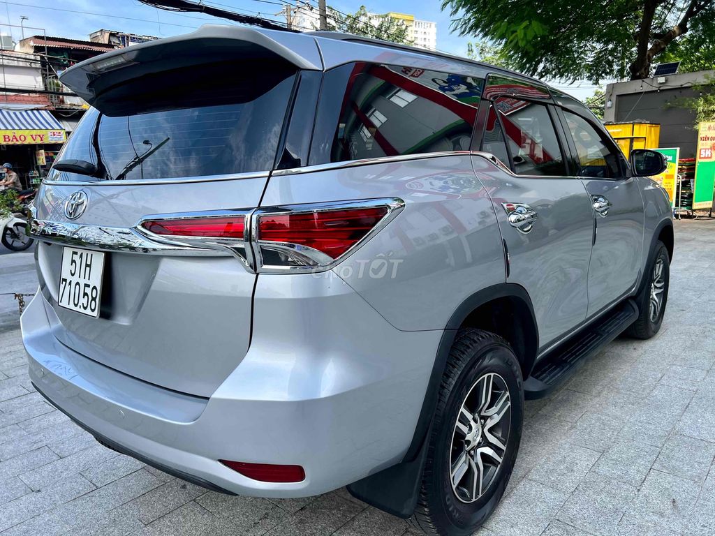 Fortuner  đời 12/2019 máy dầu số sàn không k.doanh