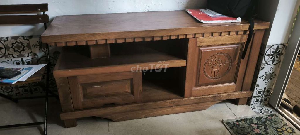 Kệ TV Gỗ Nâu Ngăn Kéo Tủ R40xD120xC58. Mua bán Tủ, kệ gia đình tại Quận Hai Bà Trưng Hà Nội được đăng bởi Châu hình 1