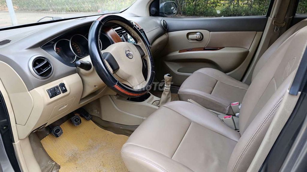 Nissan Livina 2011 1.8MT Xám. Mua bán Ô tô tại Quận Cầu Giấy Hà Nội được đăng bởi Thăng ManyCar hình 7