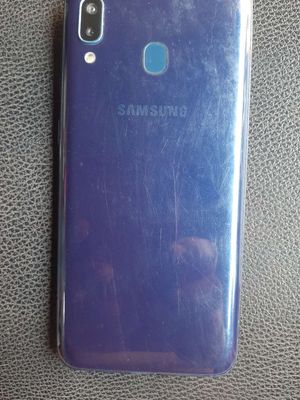 Cần bán gấp Samsung A20 trong ngày