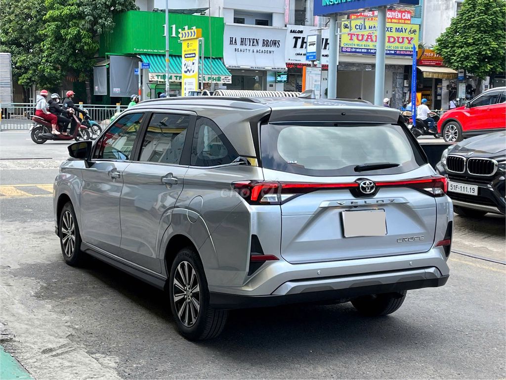 TOYOTA VELOZ CROSS 2022 XE GIA ĐÌNH LƯỚT VAY 75%. Mua bán Ô tô tại Quận Gò Vấp Tp Hồ Chí Minh được đăng bởi Hiếu hình 5