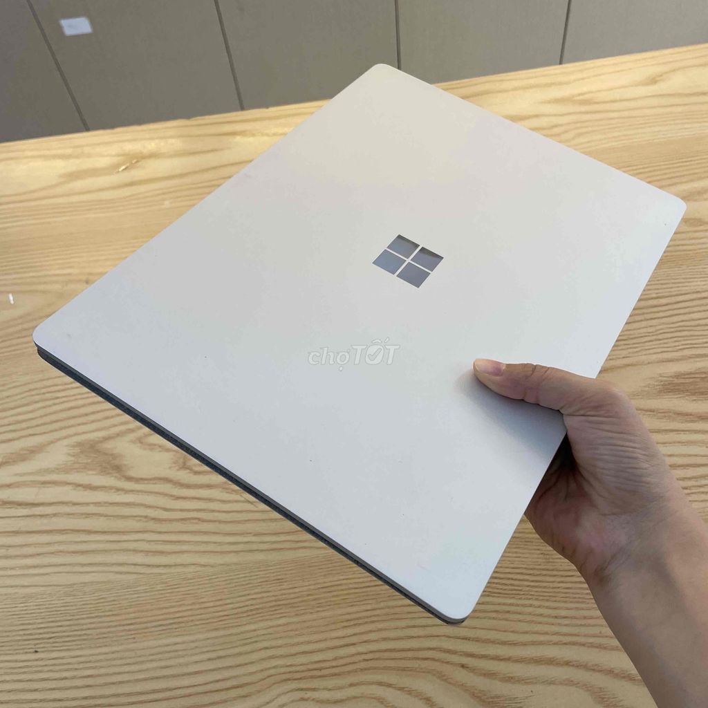Surface Laptop i5-7200U 13 inch 8GB/128G. Mua bán Laptop tại Quận Cầu Giấy Hà Nội được đăng bởi Laptopplusvn hình 1