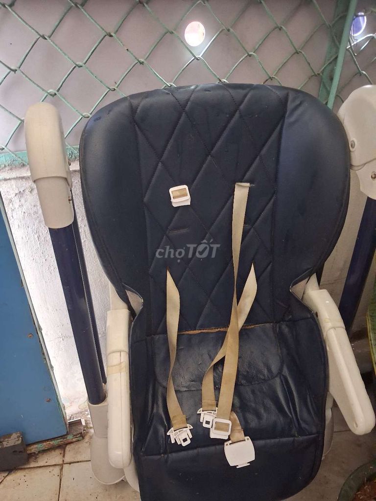 Ghế ăn dặm Chilux nhựa PP xanh dương gấp gọn. Mua bán Mẹ và bé tại Quận Gò Vấp Tp Hồ Chí Minh được đăng bởi ANH TOÀN hình 1