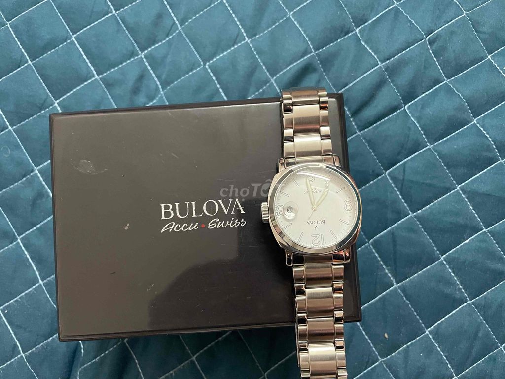 Đồng hòi Bulova hàng mua đấu giá Nhật Bản.