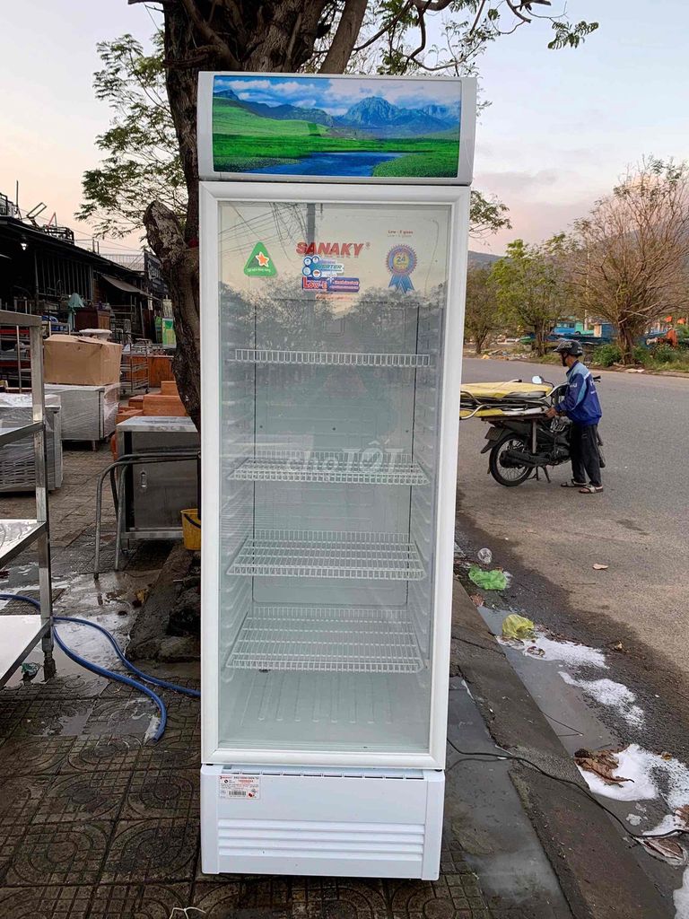 Tủ mát SANAKY Inverter còn bảo hành hãng. Mua bán Tủ lạnh tại Quận Sơn Trà Đà Nẵng được đăng bởi Thế Giới Đồ Cũ Đà Nẵng hình 1
