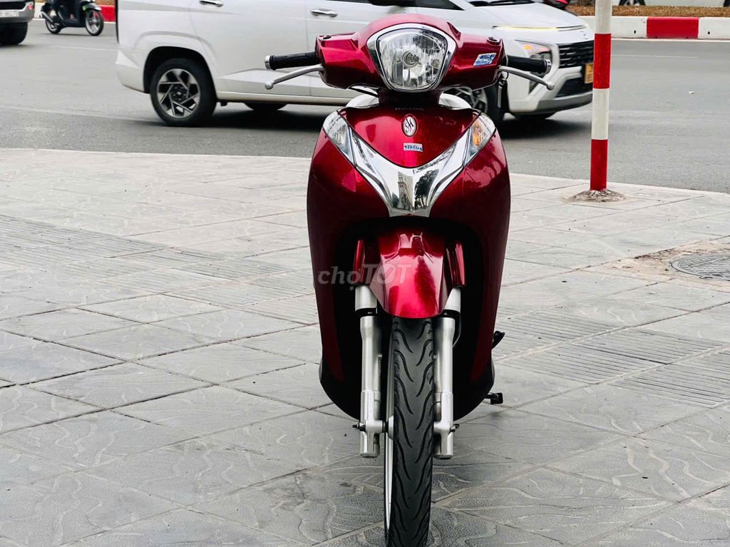 HONDA SH MODE 125 ĐỎ CHÍNH CHỦ BAO SANG TÊN. Mua bán Xe máy tại Quận Nam Từ Liêm Hà Nội được đăng bởi Hải Hùng hình 2