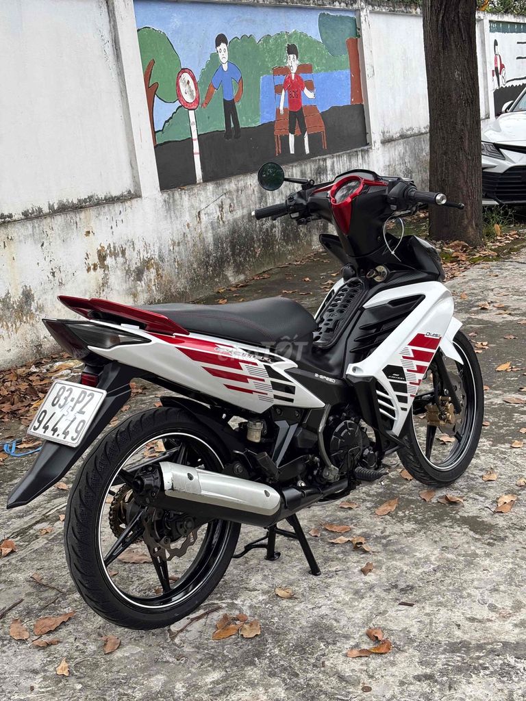 Yamaha Exciter 135 Trắng Đen Đỏ. Mua bán Xe máy tại Thị xã Bến Cát Bình Dương được đăng bởi xe máy trả góp tín nghĩa  hình 11