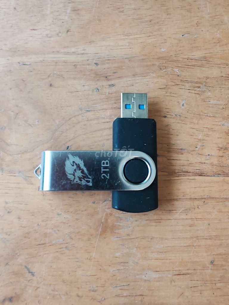 USB Flash Drive 2TB USB 3.0 Đen Bạc. Mua bán Phụ kiện (Màn hình, Chuột...) tại Quận 7 Tp Hồ Chí Minh được đăng bởi Vy Vy hình 1
