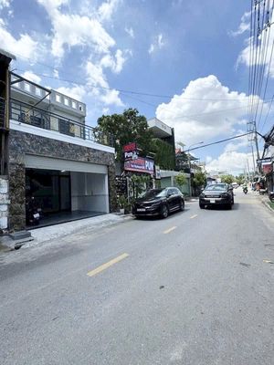 CHÍNH CHỦ CHO THUÊ NHÀ MẶT TIỀN ĐÔNG MINH, NGANG 5,5M. Cho thuê văn phòng, mặt bằng kinh doanh tại Thành phố Dĩ An Bình Dương được đăng bởi TRẦN NGỌC HÀ