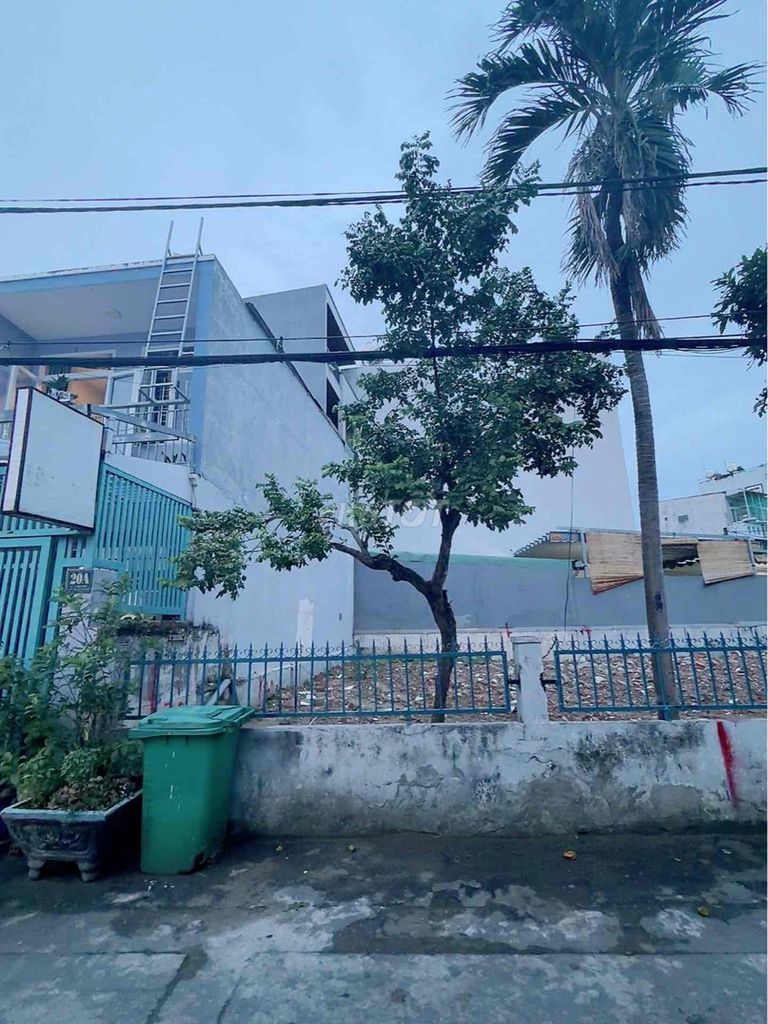 🔥 CHỈ HƠN 5 TỶ SỞ HỮU ĐẤT MT ĐƯỜNG SÁT LÊ VĂN THỊNH - QUẬN 2  📍 Nguyễn