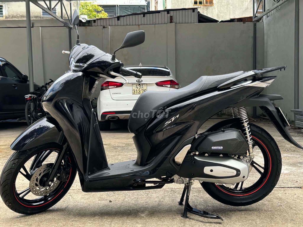 Honda SH 125 2023 черный глянцевый в идеале от собственника