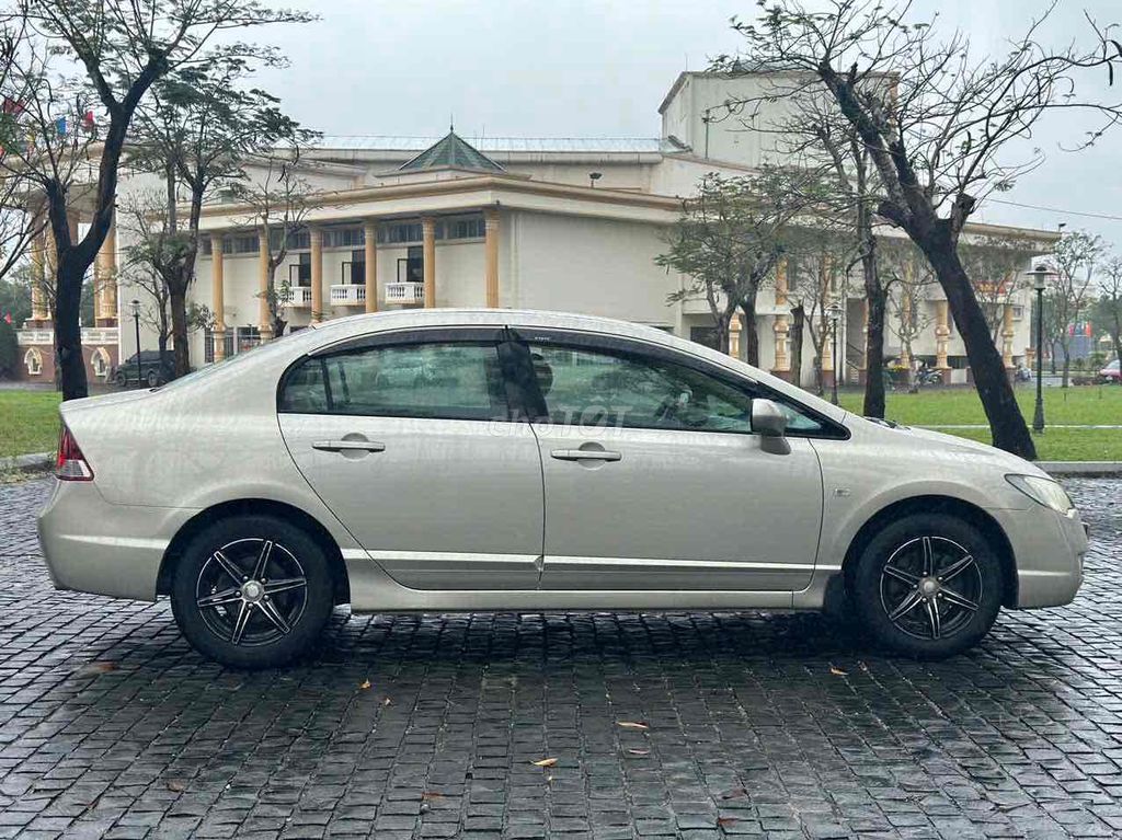 Cằn bán Civic MT 2008 màu vàng nhạt