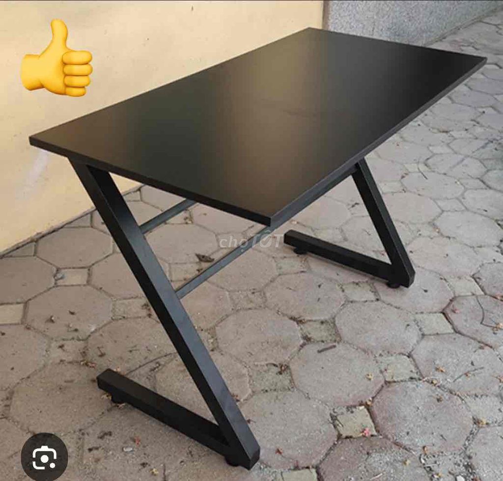 Bàn Chữ Z Kim loại màu đen. Mua bán Bàn ghế tại Quận Gò Vấp Tp Hồ Chí Minh được đăng bởi Huệ hình 1