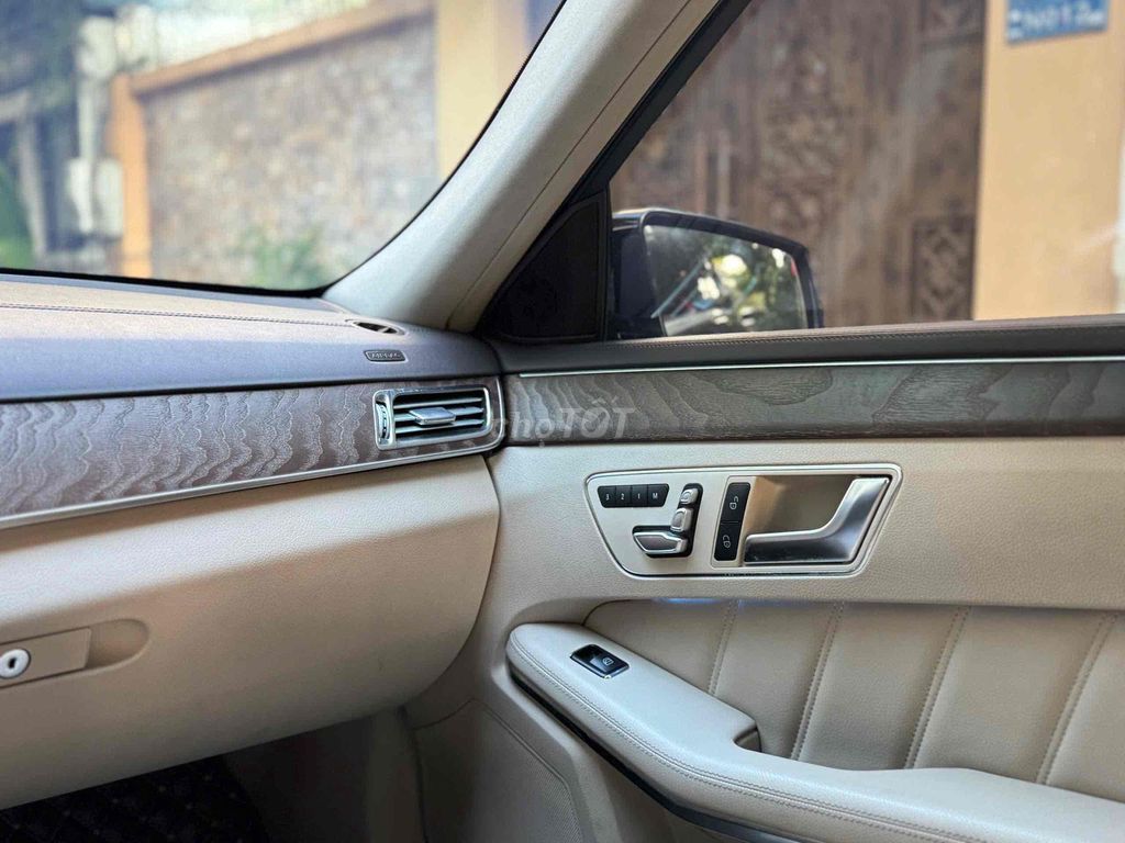 Mercedes E200 sx 2015 đẹp giá tốt. Mua bán Ô tô tại Quận Cầu Giấy Hà Nội được đăng bởi Cao Quý hình 16