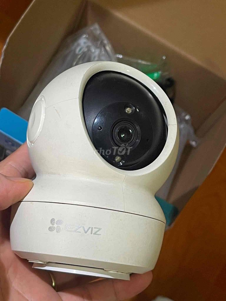 Thanh lý EZVIZ C6N Trắng 2MP+ Tặng thẻ 16G. Mua bán Máy ảnh, Máy quay tại Quận Hà Đông Hà Nội được đăng bởi Nguyễn Minh Khôi hình 1