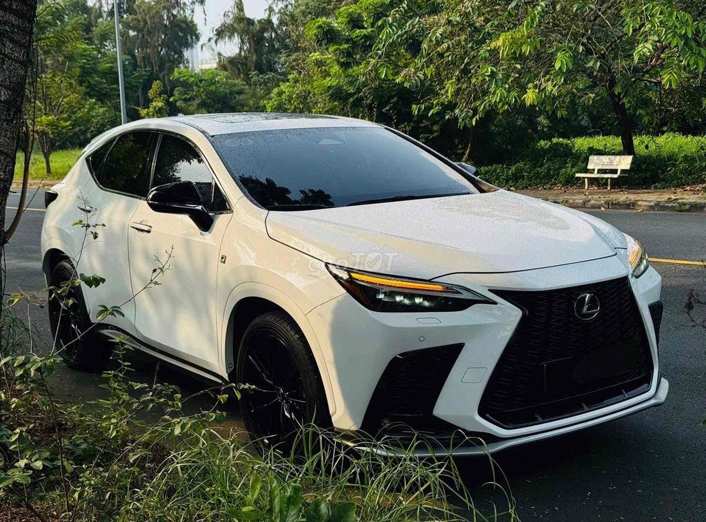 Lexus NX350 F-Sport 2023 Trắng 36.999km. Mua bán Ô tô tại Quận 7 Tp Hồ Chí Minh được đăng bởi Hoàng Anh Tuấn hình 2