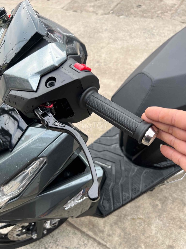 Honda Vario 150 2017 Xám. Mua bán Xe máy tại Huyện Trảng Bom Đồng Nai được đăng bởi cửa hàng xe máy Trần Sơn  hình 9