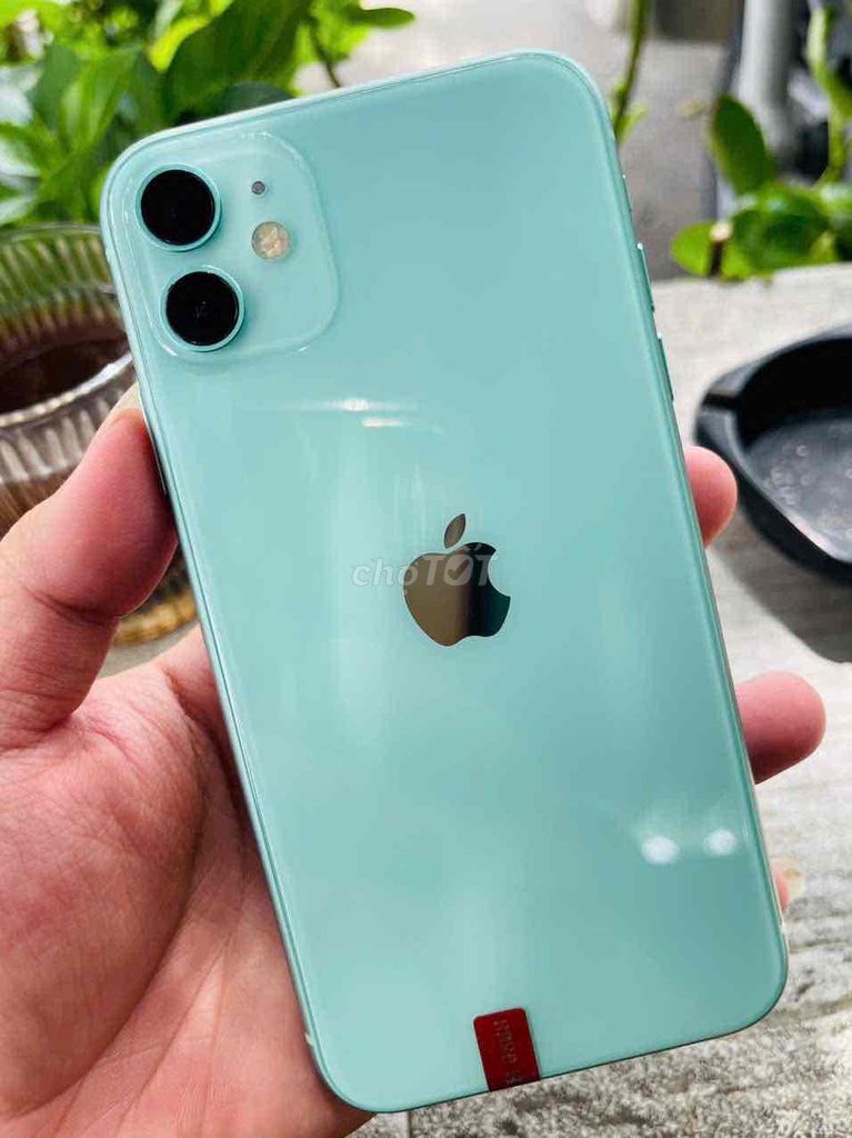 iPhone 11 qt 128gb zin đẹp 99% pin 93% có gl đt