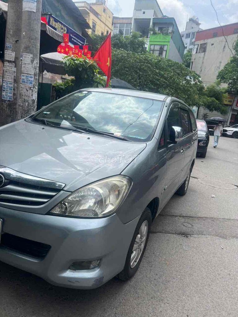 Toyota Innova 2011 G - 300000km. Mua bán Ô tô tại Quận Hoàn Kiếm Hà Nội được đăng bởi vu thu ha hình 1