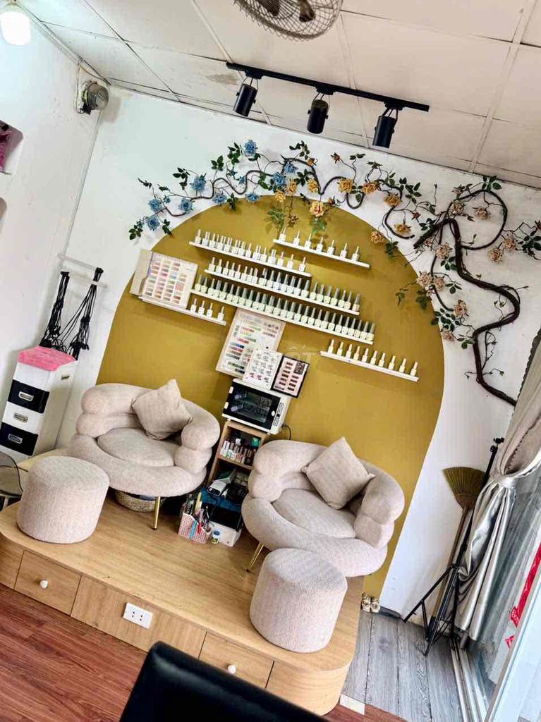 SANG TIỆM TÓC NAIL TẠI HÓC MÔN GIÁ RẺ