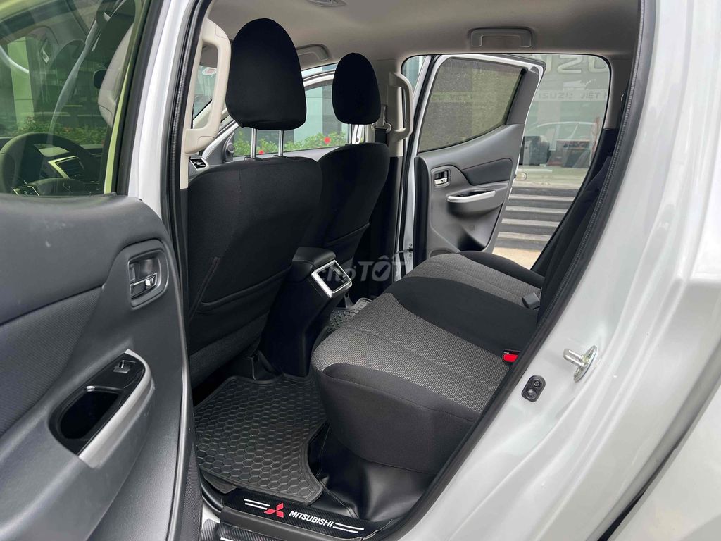 Mitsubishi Triton 2023 4x4 MT. Mua bán Ô tô tại Quận Hà Đông Hà Nội được đăng bởi Đỗ Tiên  hình 12