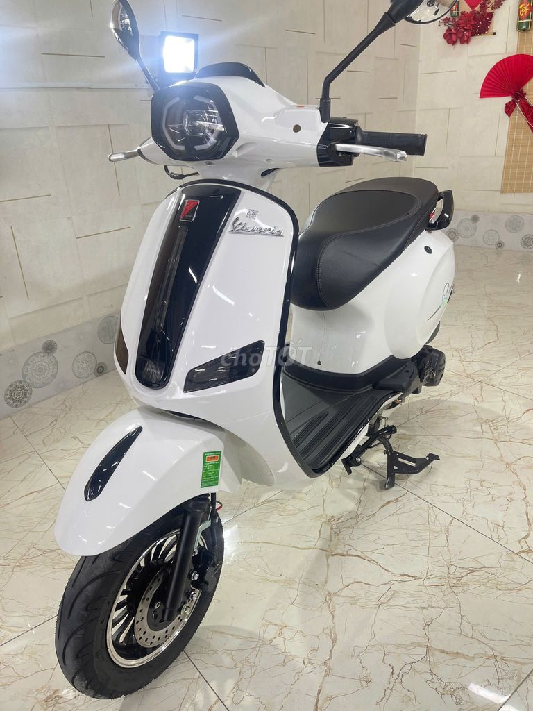 Victoria vespa 50cc chạy 200km rẻ hơn mới 5tr. Mua bán Xe điện tại Quận Ô Môn Cần Thơ được đăng bởi XE MÁY QUANG TRẦN chuyen bán xe trúng thưởng  hình 3