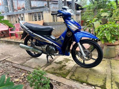 xe zin áo mới thay. áo han. Mua bán Xe máy tại Thành phố Bến Tre Bến Tre được đăng bởi tran Văn Tâm