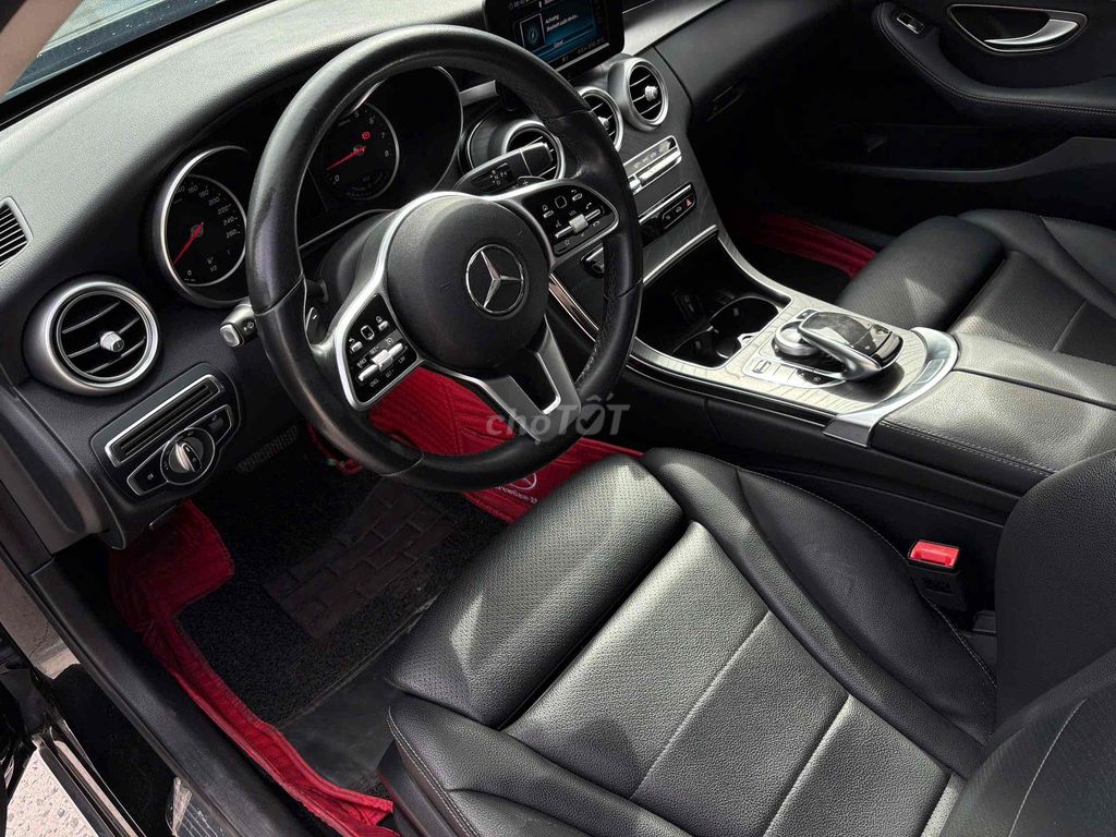C200 model 2019 siêu lướt 34.000km sai tặng xe. Mua bán Ô tô tại Thành phố Dĩ An Bình Dương được đăng bởi Dương hình 16