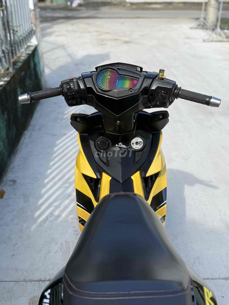 Yamaha Exciter 150 Vàng đen Zin êm. Mua bán Xe máy tại Huyện Bến Lức Long An được đăng bởi Xe Máy Trung Toán hình 7