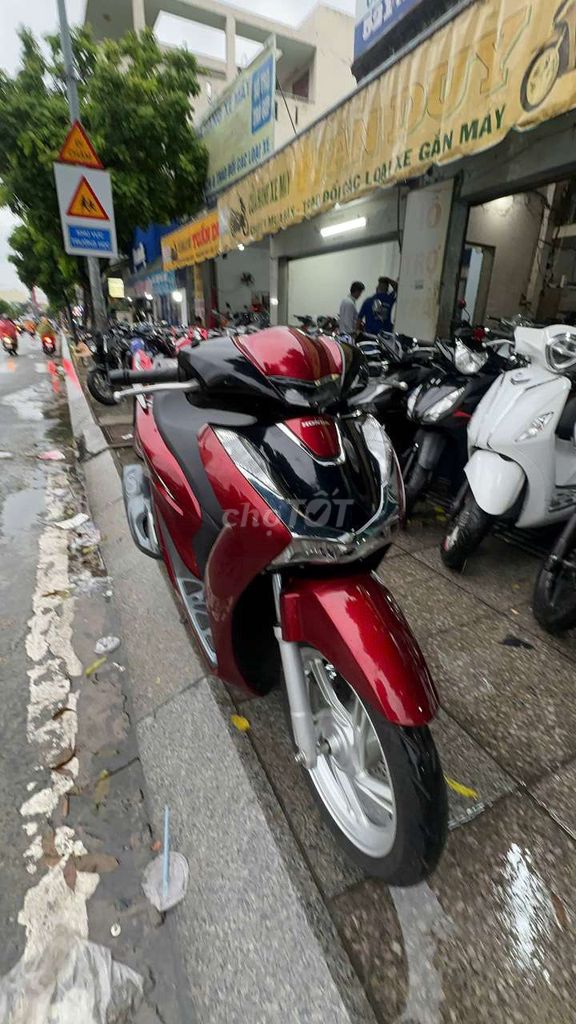 Хонда SH 125i АБС 2025 красная 90%