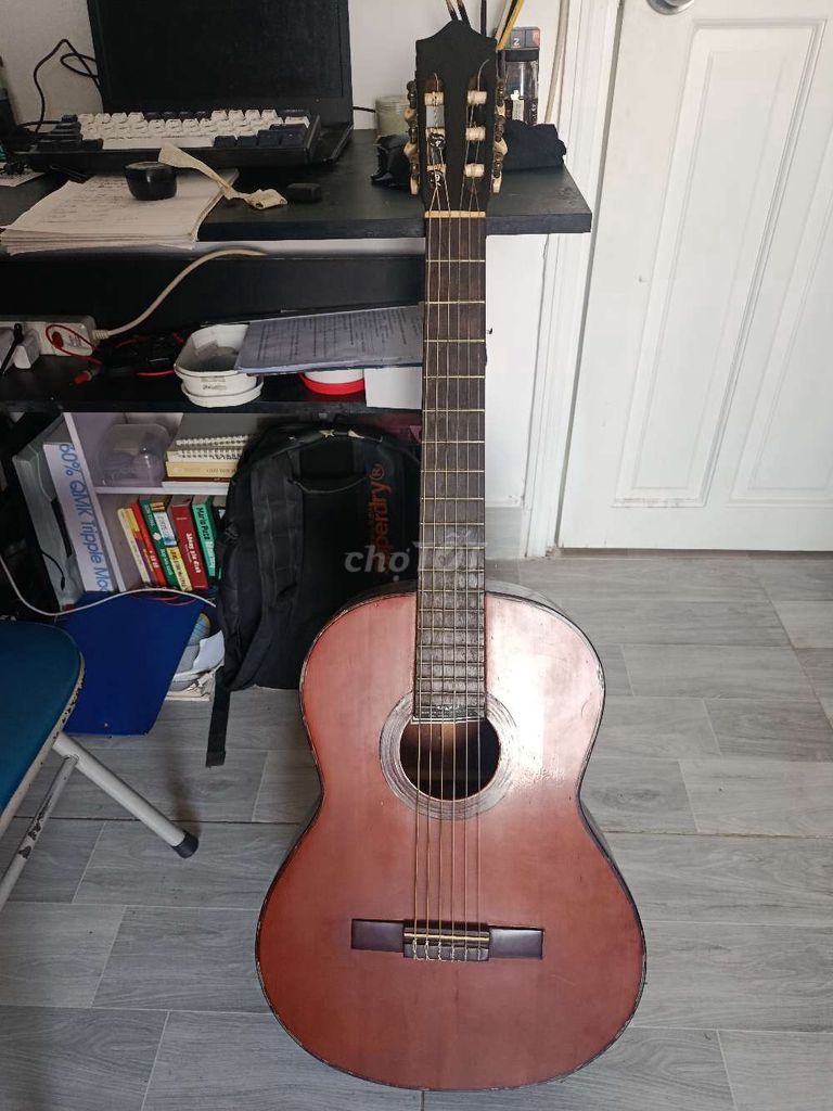 Đàn guitar Tâm Hiệp dây nilon. Mua bán Nhạc cụ tại Thành phố Dĩ An Bình Dương được đăng bởi Kwannaphat hình 1