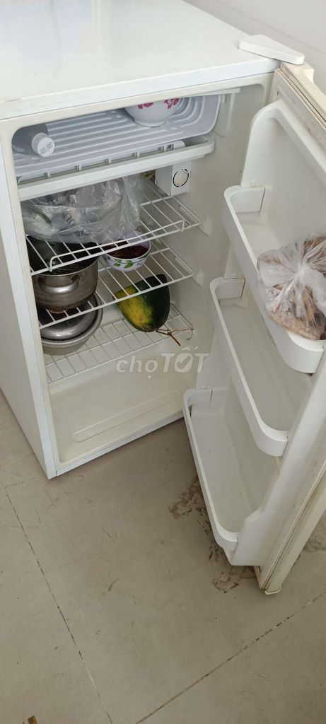 Tủ lạnh như hình 100 lít,đang sài tốt điện 110