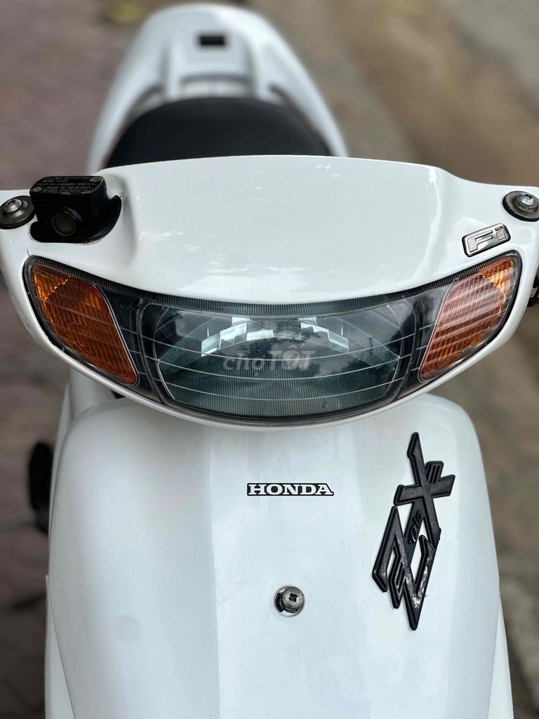 Honda Tay Ga 2 Thì 50 Phân Khối Ko Cần Bằng Lái. Mua bán Xe máy tại Quận 1 Tp Hồ Chí Minh được đăng bởi Hien hình 9