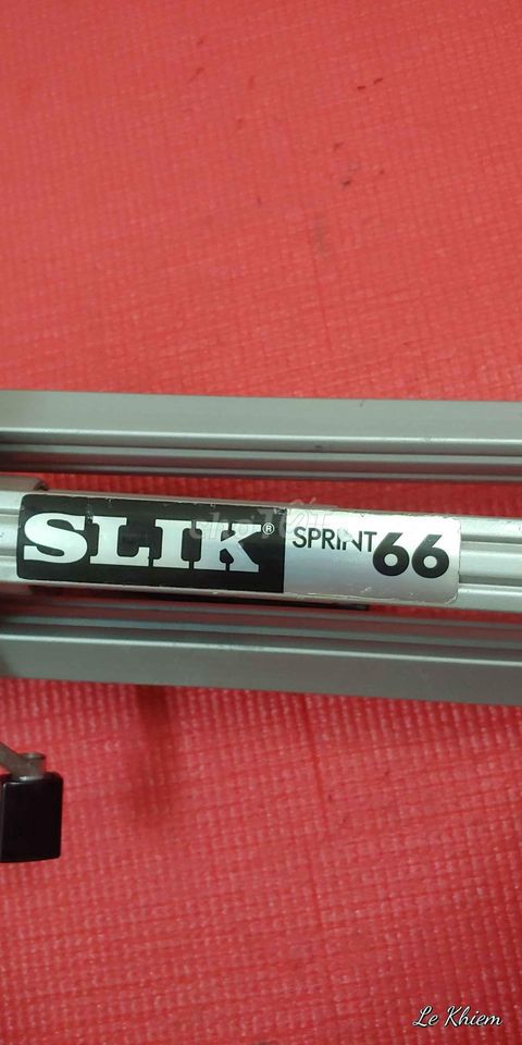 Chân máy ảnh Slik Sprint 66, made in Japan