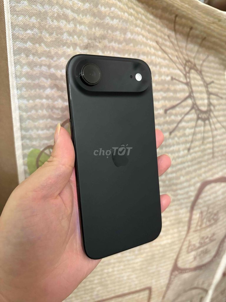 Apple iPhone Air lock 256GB  Đen Như mới. Mua bán Điện thoại tại Quận Ba Đình Hà Nội được đăng bởi Phan Đang hình 1