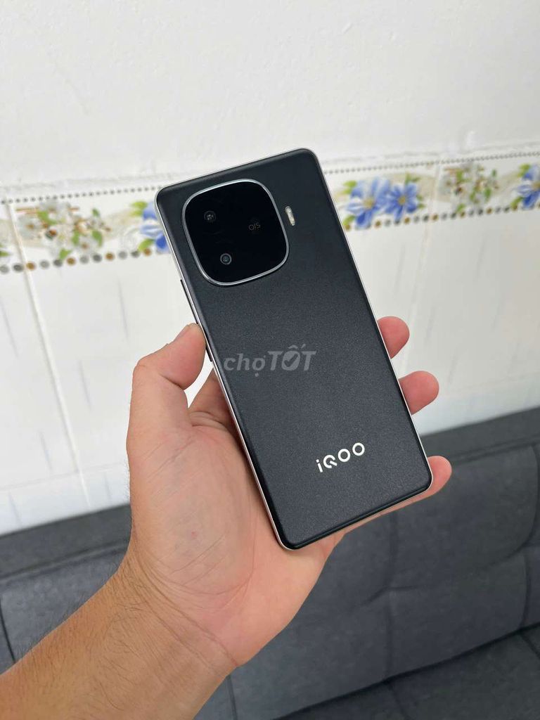 Vivo iQOO Z9 Turbo 5G Ram 12G / 256G. Mua bán Điện thoại tại Quận Ninh Kiều Cần Thơ được đăng bởi Nhựt Mobile hình 1