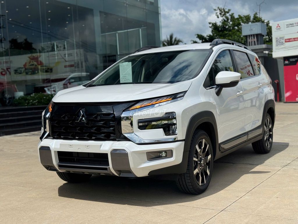 Xpander Cross NEW / Giảm 100% TB /Xe sẵn giao ngay. Mua bán Ô tô tại Quận 1 Tp Hồ Chí Minh được đăng bởi Nam Mitsubishi Quận 1 hình 1