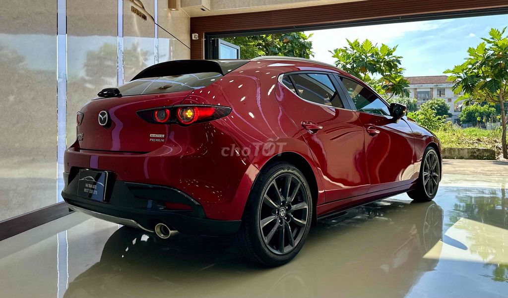 Mazda 3 1.5L Sport Premium 2022 - 28.000km. Mua bán Ô tô tại Quận Bình Tân Tp Hồ Chí Minh được đăng bởi Hai Tran Auto hình 5
