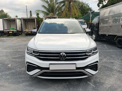 Volkswagen Tiguan Allspace 2023 Trắng 36.000km
