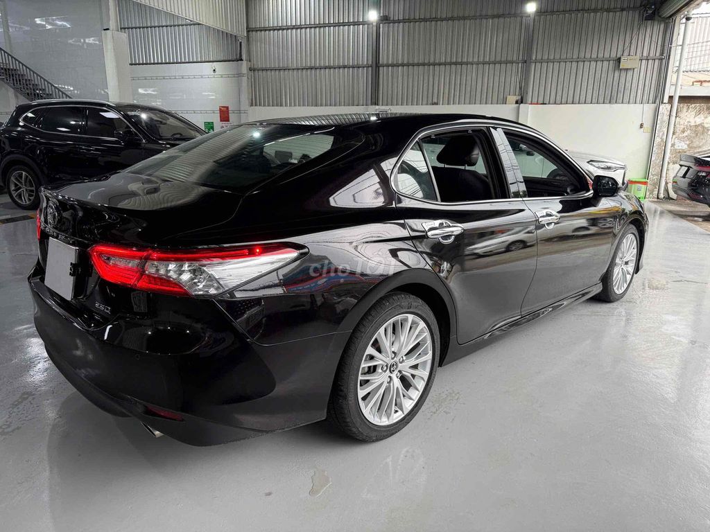 Toyota Camry 2.5Q Đen Tím 45.000 Km 2019 Nhập Thai. Mua bán Ô tô tại Thành phố Thủ Đức Tp Hồ Chí Minh được đăng bởi Long Auto Vạn Phúc hình 4